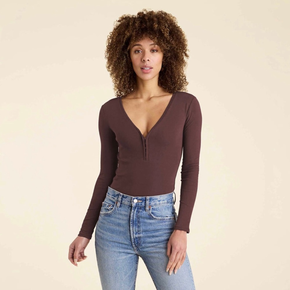 Brand new Nuuds Hook & Eye Bodysuit, size M, color: coffee